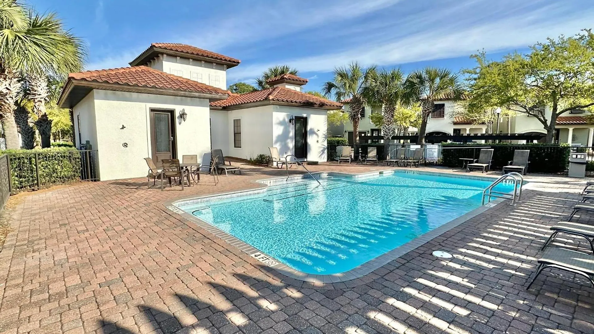 1953 Villa Lago Destin